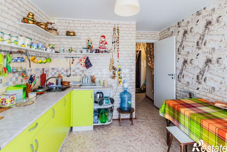 3-комн квартира улица Строителей, 18,  д. 18