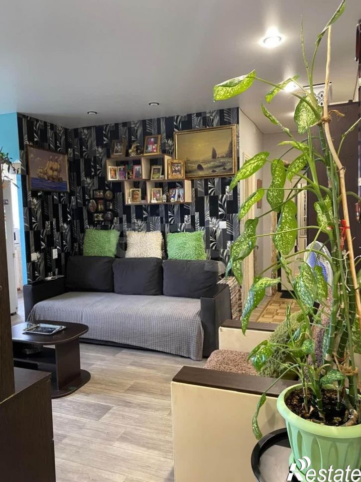 3-комн квартира улица Александра Клубова, 60а