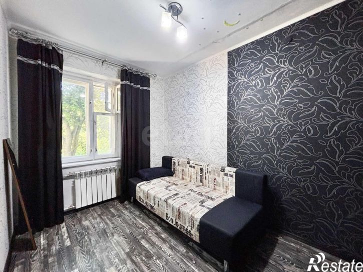 4-комн квартира улица Маршала Конева, 20б