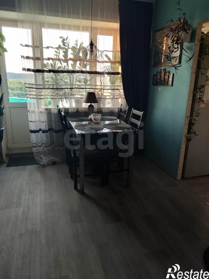 3-комн квартира улица Александра Клубова, 60а