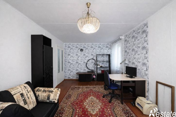 4-комн квартира улица Маршала Конева, 20б