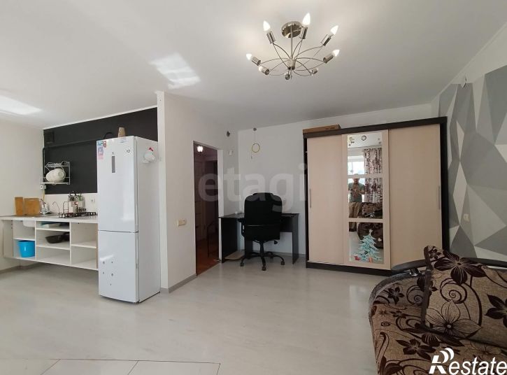 2-комн квартира улица Возрождения, 36