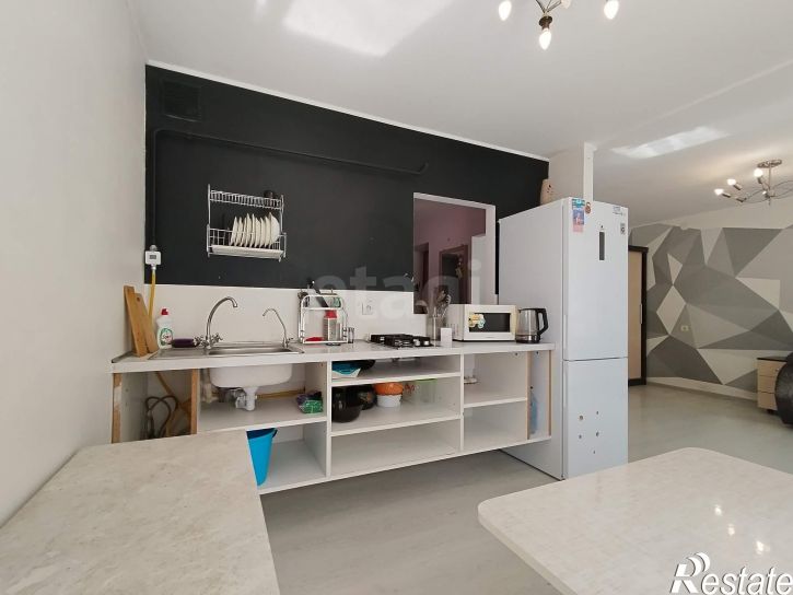 2-комн квартира улица Возрождения, 36