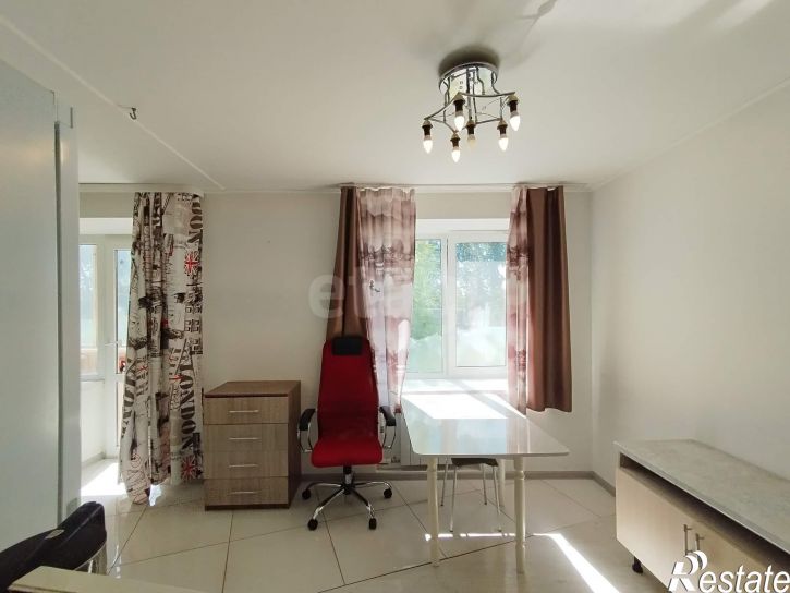 2-комн квартира улица Возрождения, 36