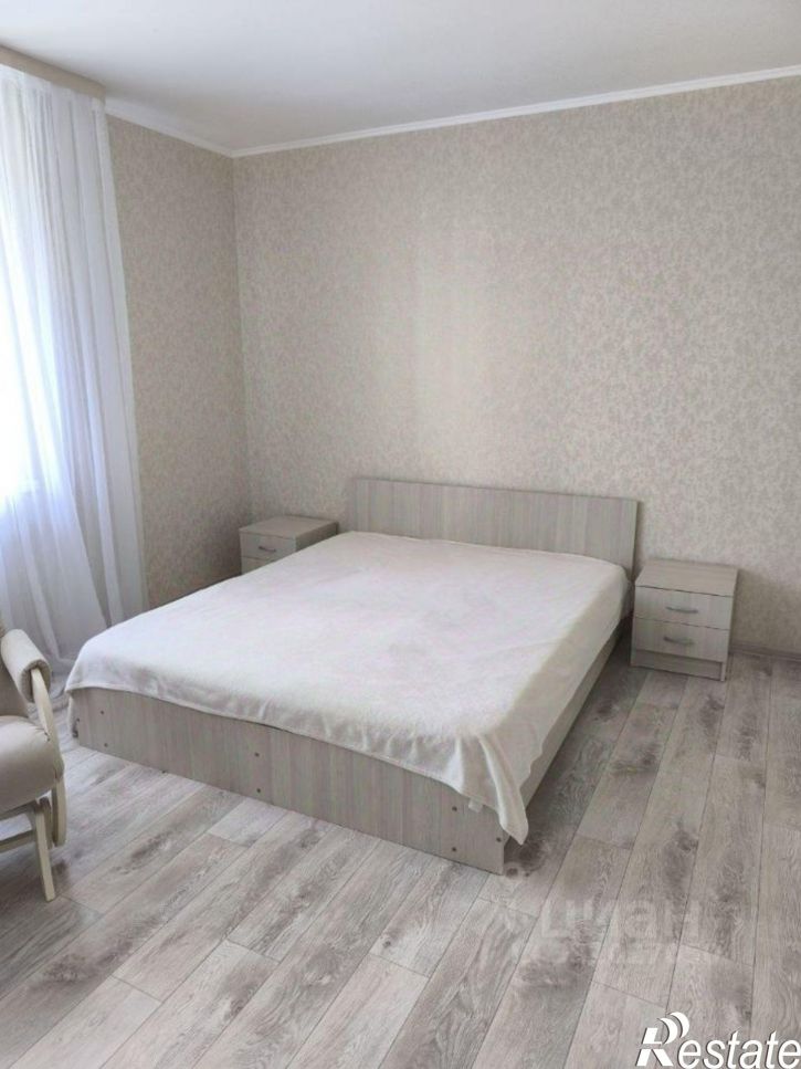 3-комн квартира ул Лётчика Каберова, 1а,  д. 1а