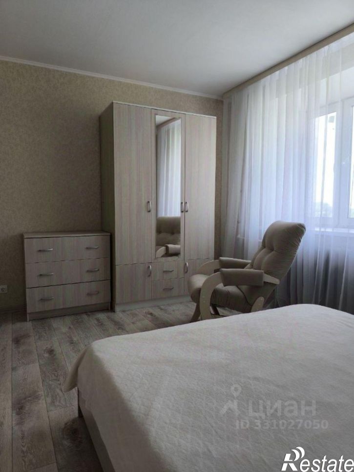 3-комн квартира ул Лётчика Каберова, 1а,  д. 1а