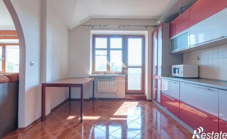 3-комн квартира ул Леденцова, 10б,  д. 10б