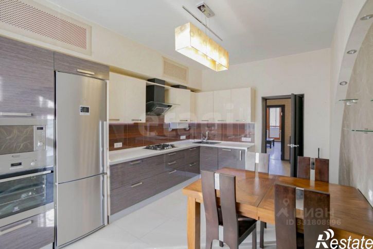 3-комн квартира ул Леденцова, 8а,  д. 8а
