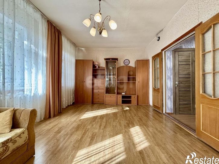 3-комн квартира улица Воровского, 15