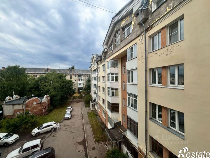 3-комн квартира ул Ленинградская, 40а,  д. 40а