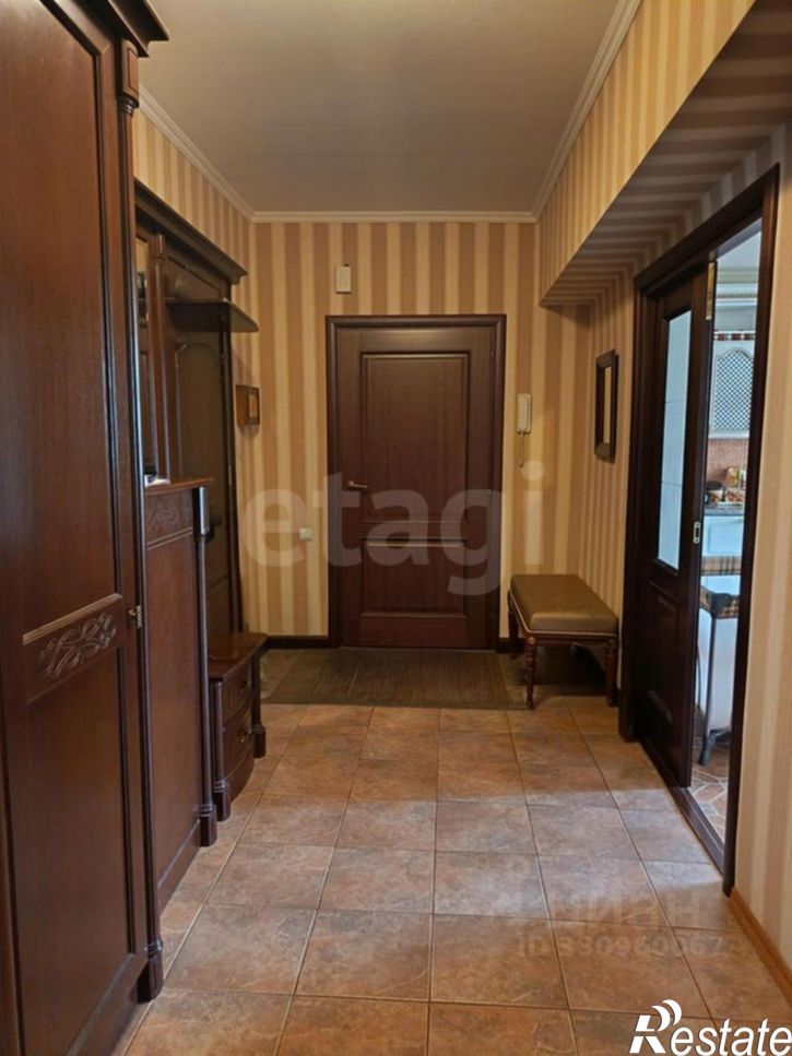 3-комн квартира ул Ленинградская, 40а,  д. 40а