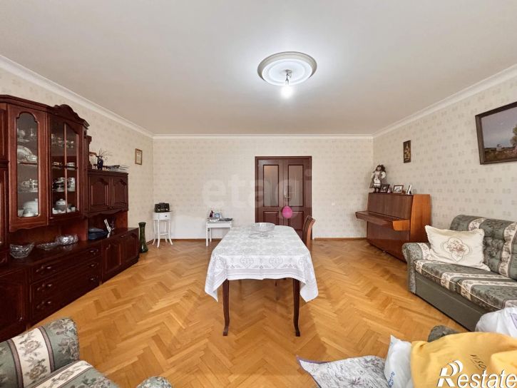 3-комн квартира Ленинградская улица, 40а