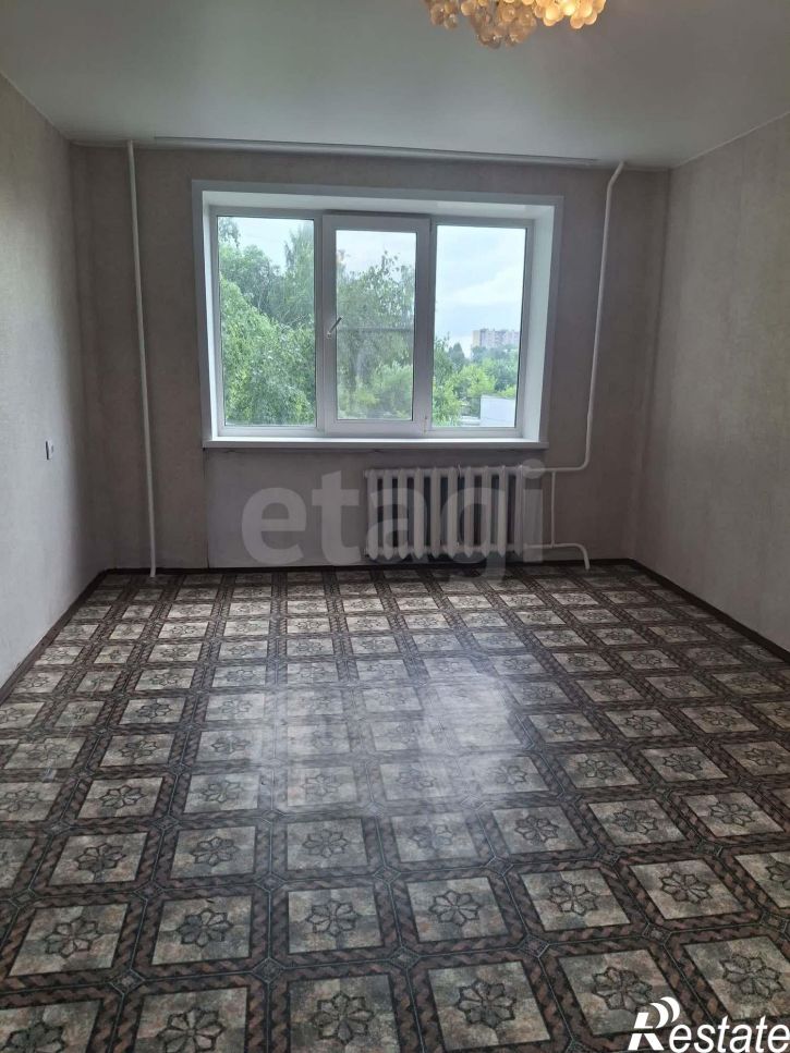 2-комн квартира улица Панкратова, 86