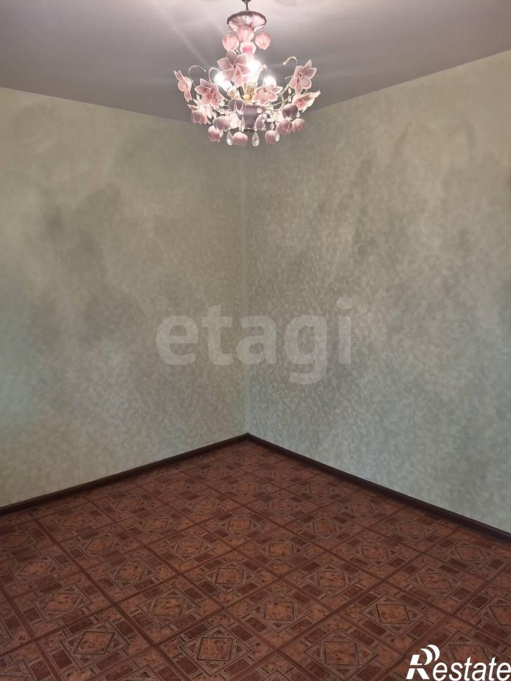 2-комн квартира улица Панкратова, 86