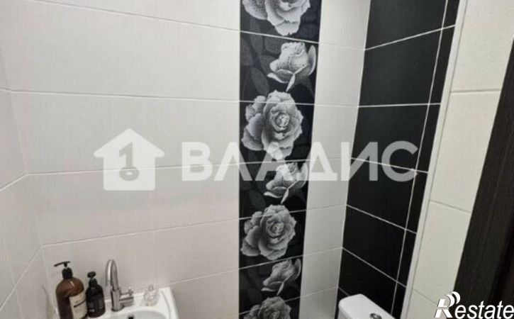 3-комн квартира ул Возрождения, 82,  д. 82