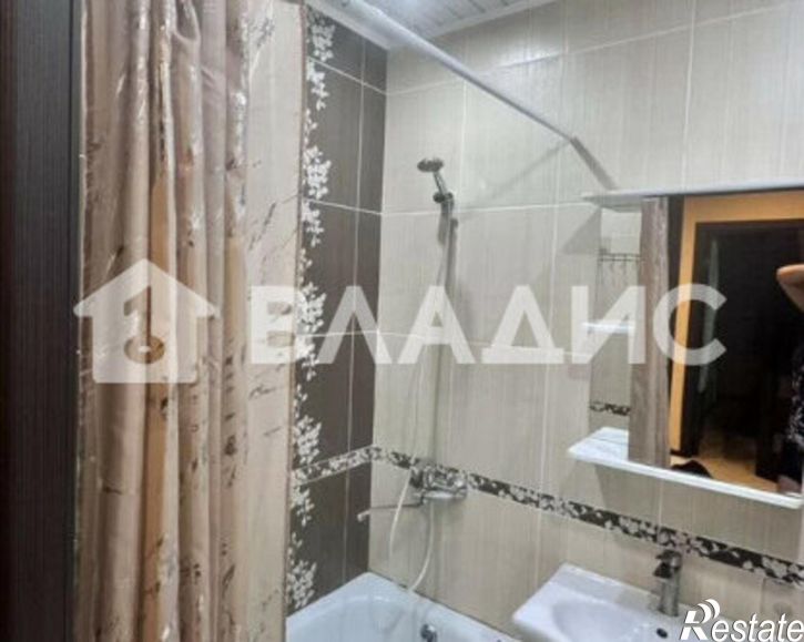 3-комн квартира ул Возрождения, 82,  д. 82