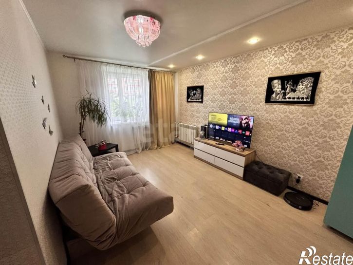 3-комн квартира улица Возрождения, 82