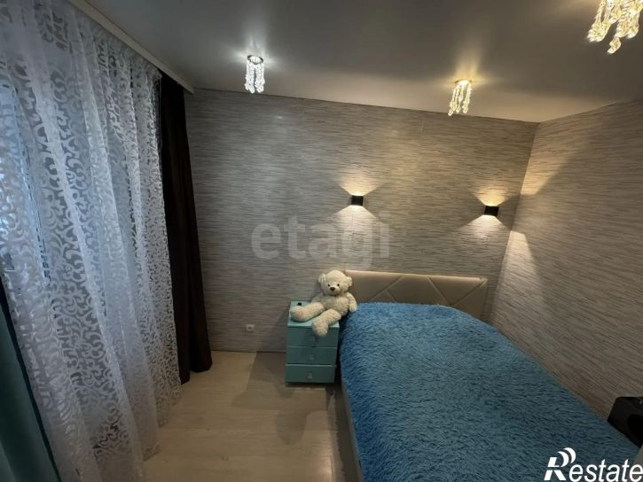 3-комн квартира улица Возрождения, 82