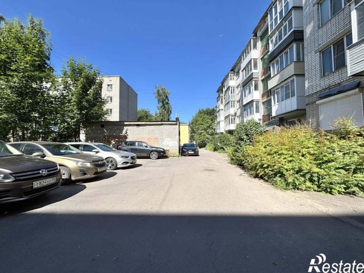3-комн квартира Октябрьская улица, 13а