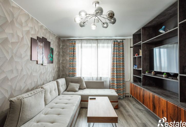 1-комн квартира улица Гагарина, 80ак4