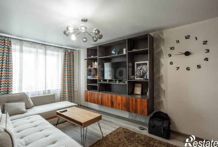 1-комн квартира улица Гагарина, 80ак4