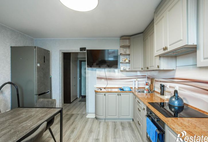 1-комн квартира улица Гагарина, 80ак4