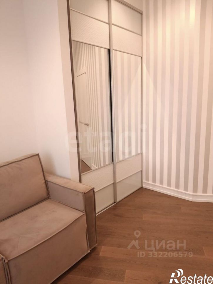 2-комн квартира ул Лаврова, 13,  д. 13