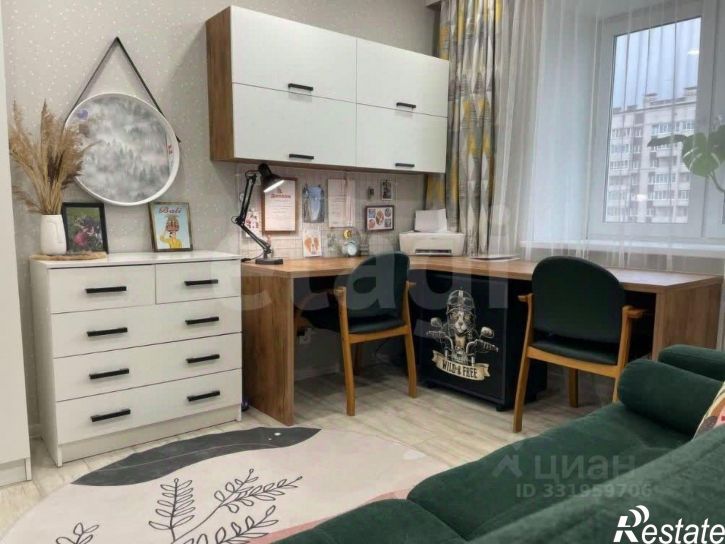 2-комн квартира ул Возрождения, 51,  д. 51