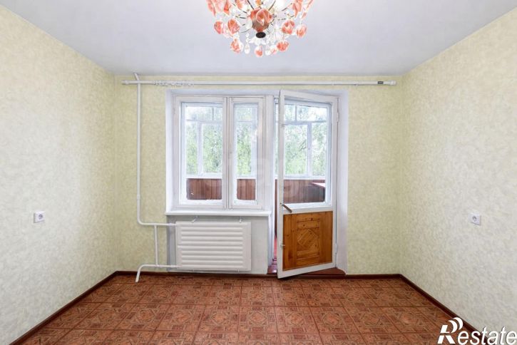 2-комн квартира улица Панкратова, 86