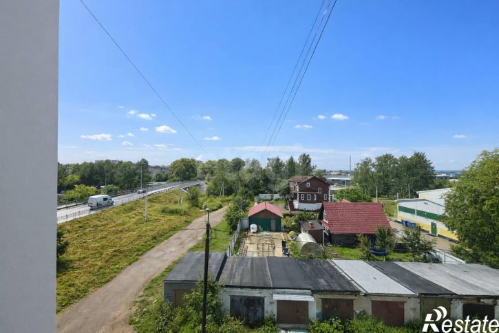 2-комн квартира улица Панкратова, 86
