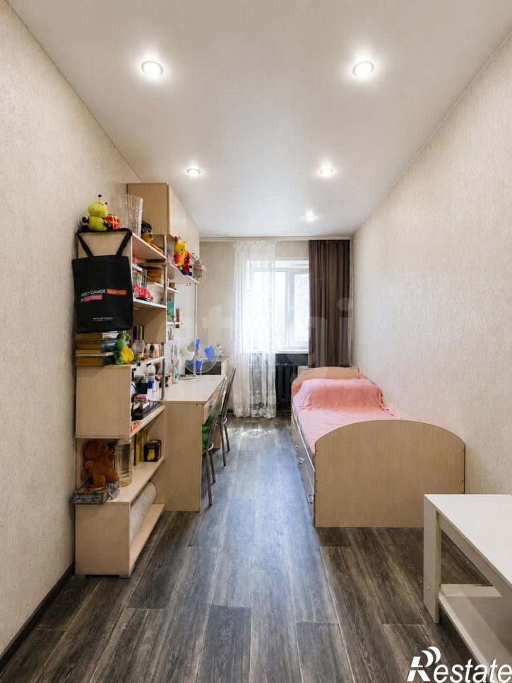 3-комн квартира улица Александра Клубова, 60а