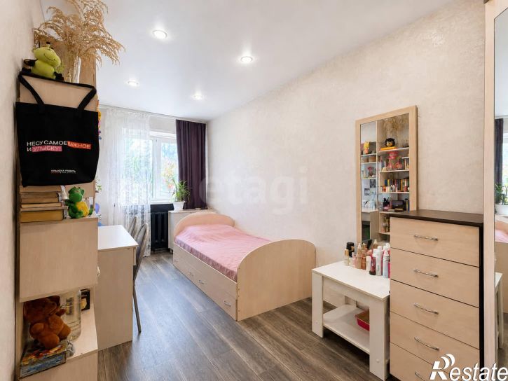 3-комн квартира улица Александра Клубова, 60а
