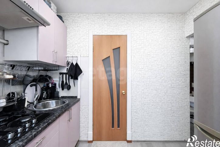 3-комн квартира улица Александра Клубова, 60а
