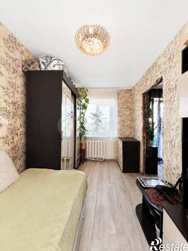 3-комн квартира улица Александра Клубова, 60а