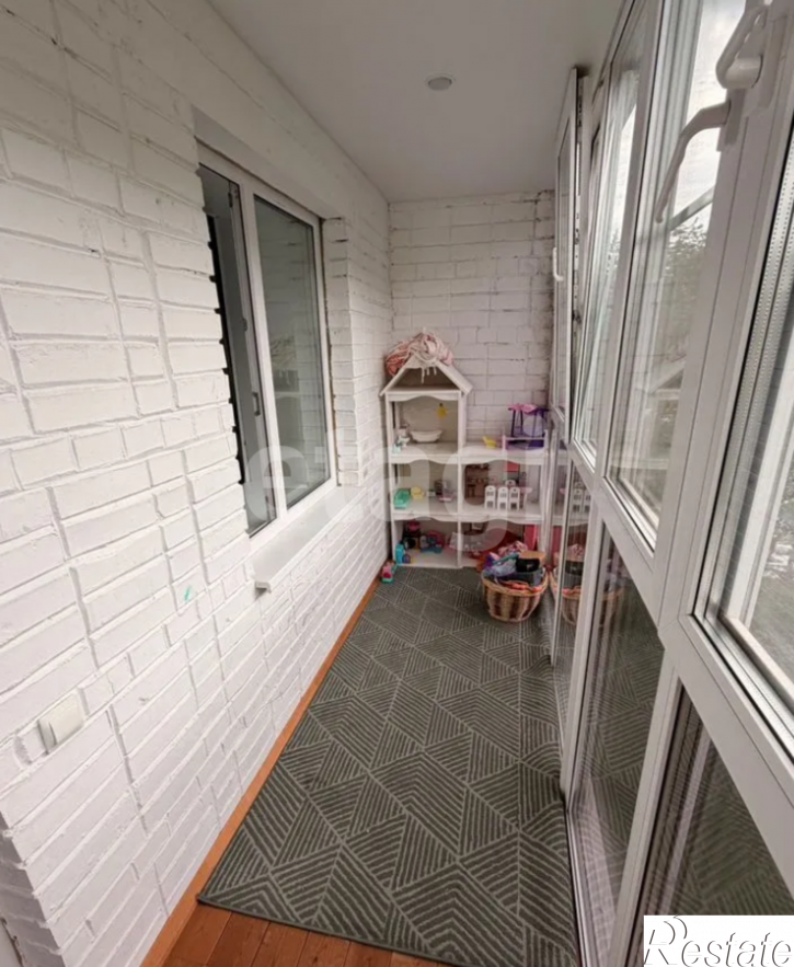 3-комн квартира улица Казакова, 2