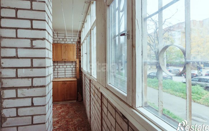 3-комн квартира улица Мальцева, 43