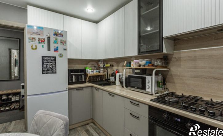 4-комн квартира ул Дзержинского, 15,  д. 15