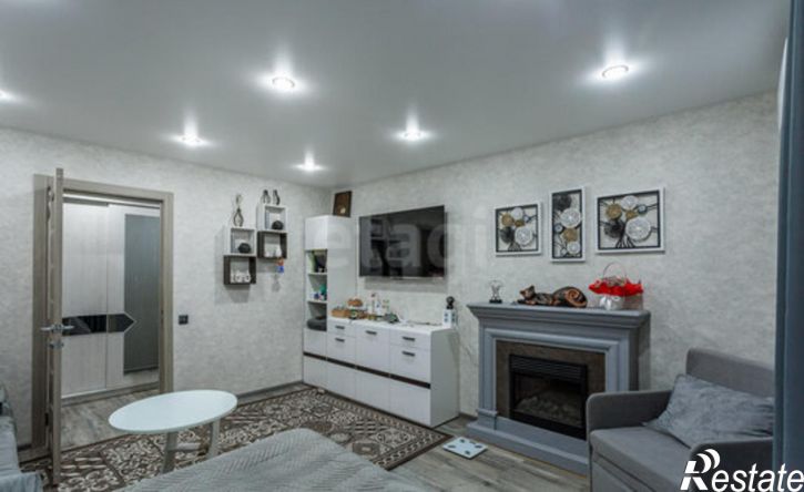 4-комн квартира ул Дзержинского, 15,  д. 15