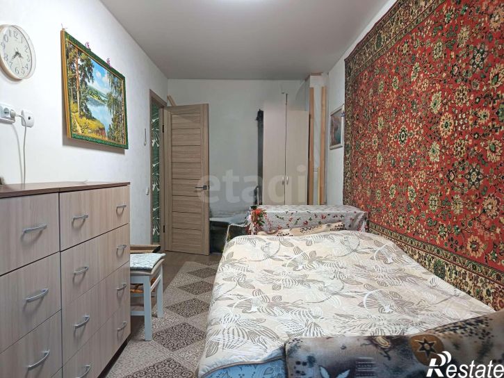2-комн квартира улица Хлюстова, 26