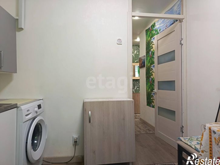 2-комн квартира улица Хлюстова, 26