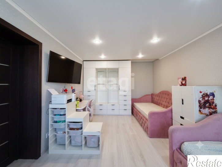 2-комн квартира улица Воровского, 60