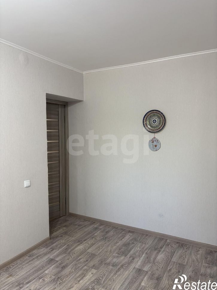 3-комн квартира улица Космонавта Беляева, 21