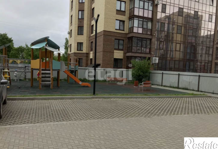 2-комн квартира Ленинградская улица, 77в