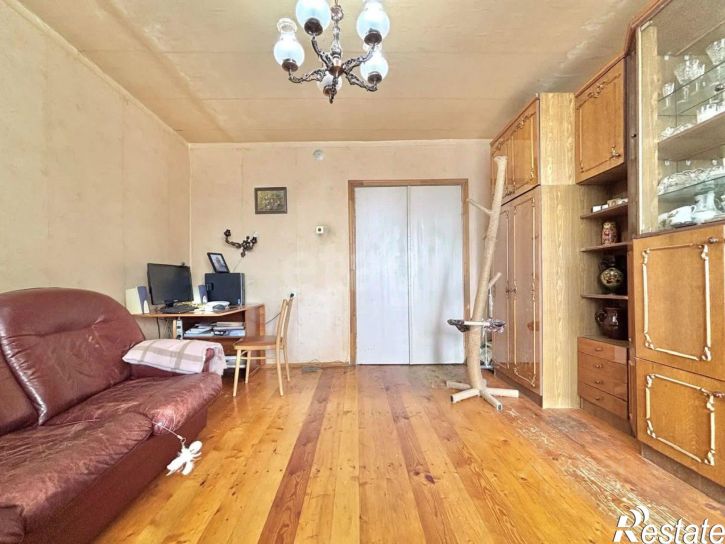 4-комн квартира ул Луначарского, 12,  д. 12