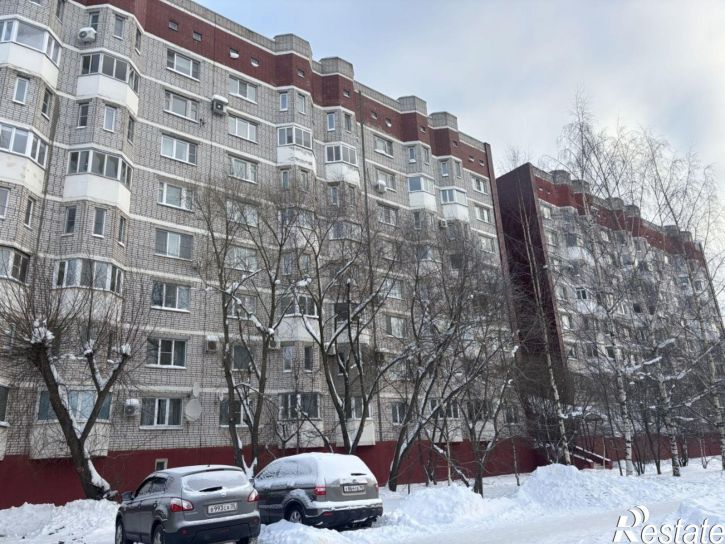3-комн квартира ул Петина, 4,  д. 4