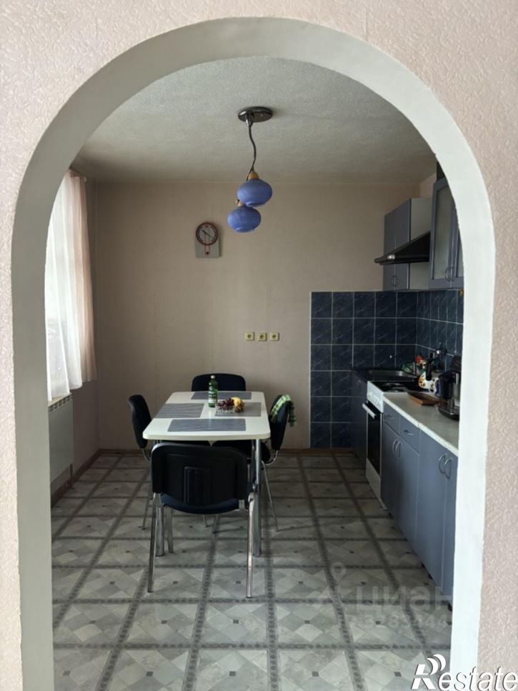 3-комн квартира ул Петина, 4,  д. 4