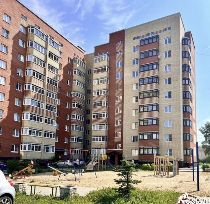 3-комн квартира ул Казакова, 7б,  д. 7б