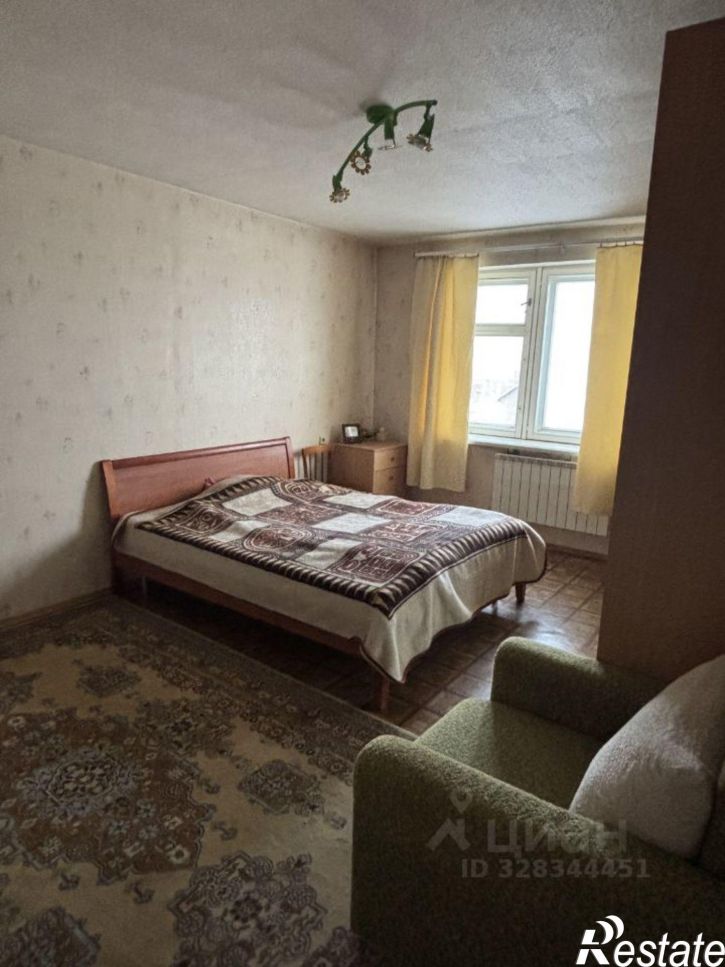 3-комн квартира ул Петина, 4,  д. 4