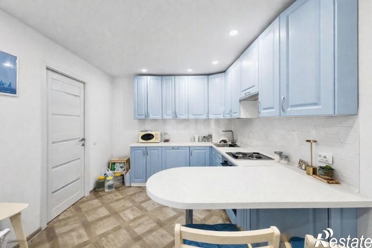 2-комн квартира улица Возрождения, 51