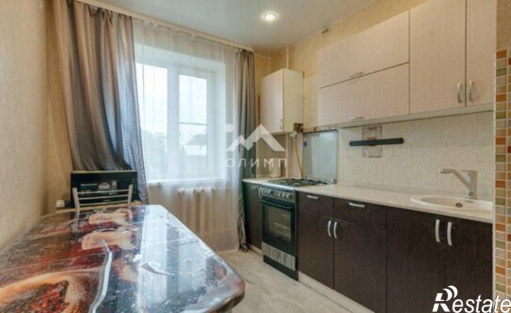 3-комн квартира ул Возрождения, 2,  д. 2